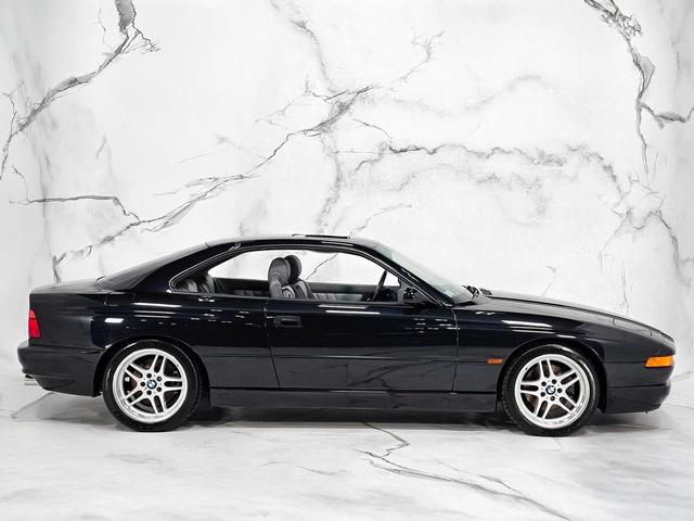 Photo of 1995 Black BMW 850