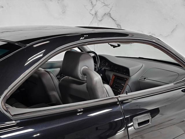Photo of 1995 Black BMW 850