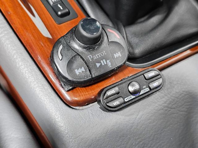 Photo of 1995 Black BMW 850