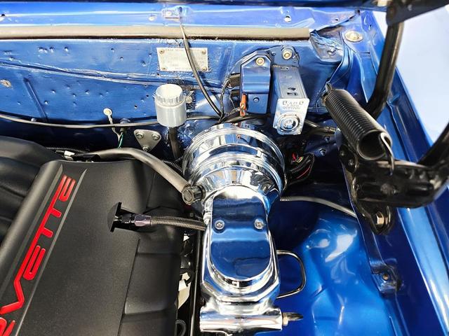 Photo of 1967 Blue Chevrolet Malibu