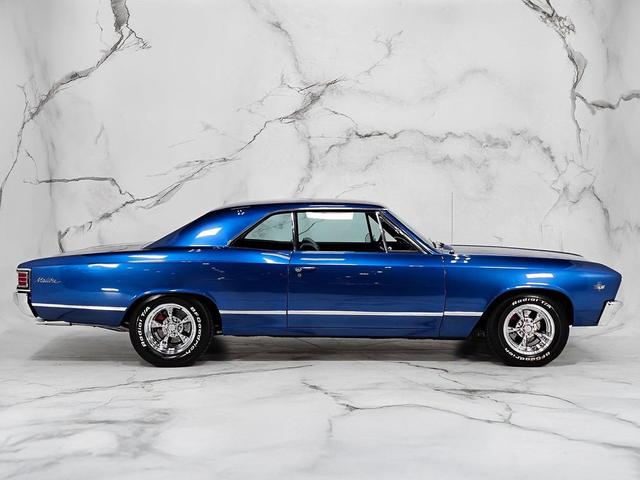 Photo of 1967 Blue Chevrolet Malibu