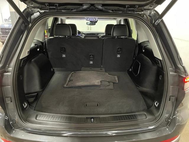 Photo of 2022 Baltic Gray Metallic Clearcoat Jeep Grand Cherokee
