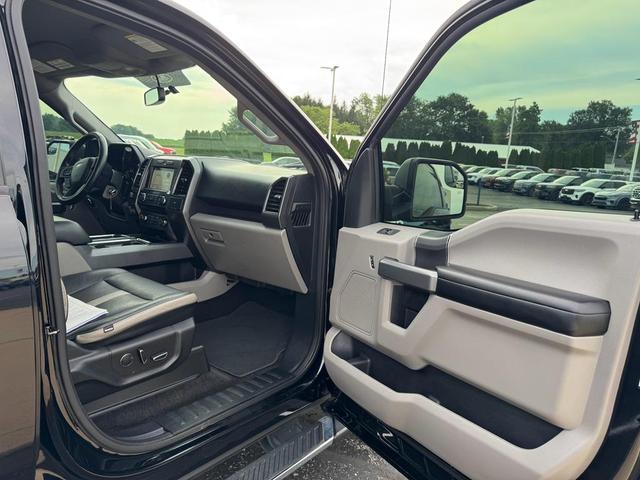 Photo of 2018 Shadow Black Ford F-150