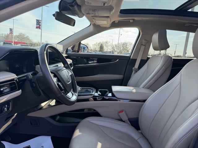 Photo of 2021 Burgundy Velvet Lincoln Nautilus