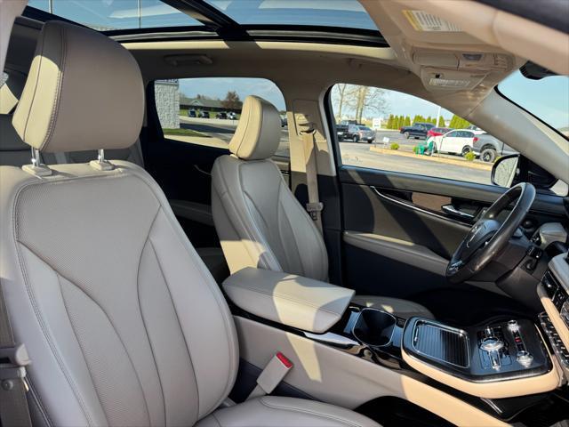 Photo of 2021 Burgundy Velvet Lincoln Nautilus