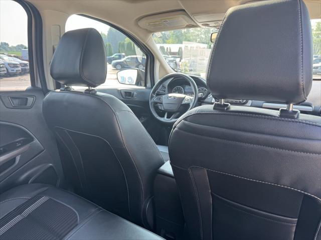 Photo of 2022 Moondust Silver Metallic Ford EcoSport