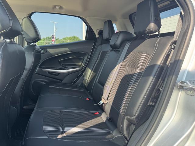 Photo of 2022 Moondust Silver Metallic Ford EcoSport