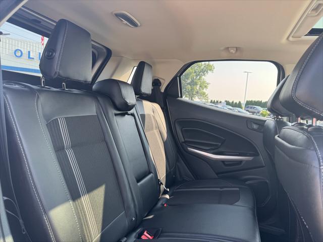 Photo of 2022 Moondust Silver Metallic Ford EcoSport