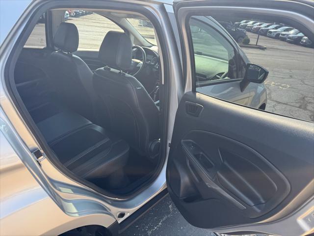 Photo of 2022 Moondust Silver Metallic Ford EcoSport