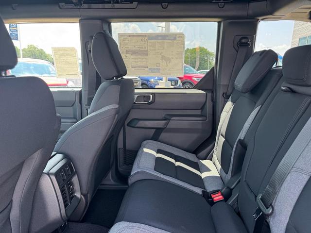 Photo of 2025 Shadow Black Ford Bronco