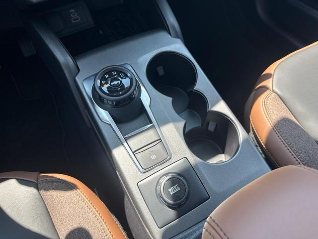 Photo of 2025 Eruption Green Metallic Ford Bronco Sport
