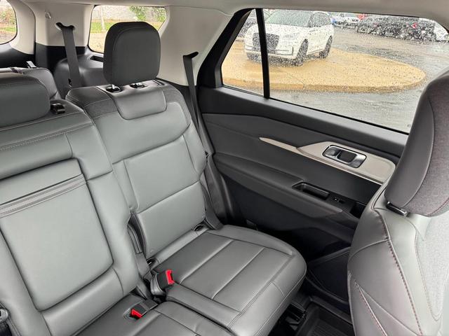 Photo of 2025 Agate Black Metallic Ford Explorer