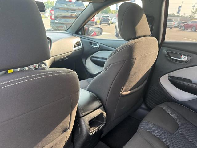 Photo of 2015 Redline 2 Coat Pearl Dodge Dart