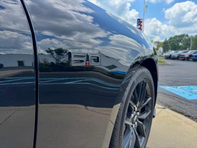 Photo of 2025 Shadow Black Ford Mustang