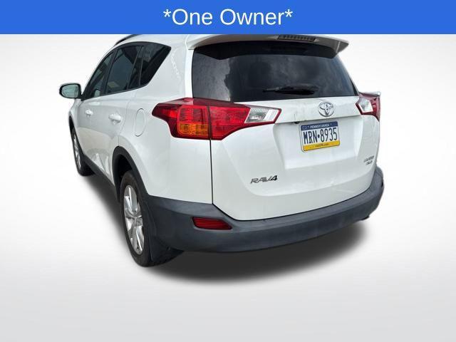 Photo of 2013 Blizzard Pearl Toyota RAV4
