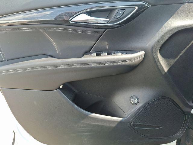 Photo of 2023 Summit White Buick Envision