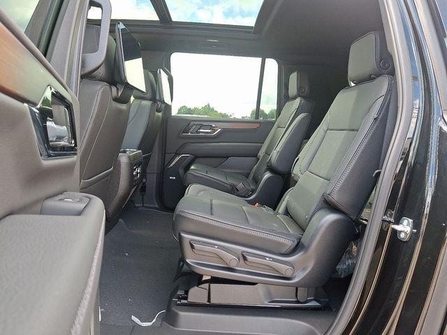 Photo of 2025 Onyx Black GMC Yukon XL