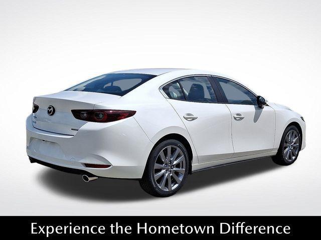 Photo of 2025 Snowflake White Pearl Mica Mazda Mazda3