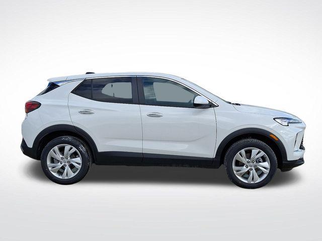 Photo of 2025 Summit White Buick Encore GX