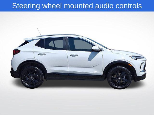 Photo of 2025 Summit White Buick Encore GX