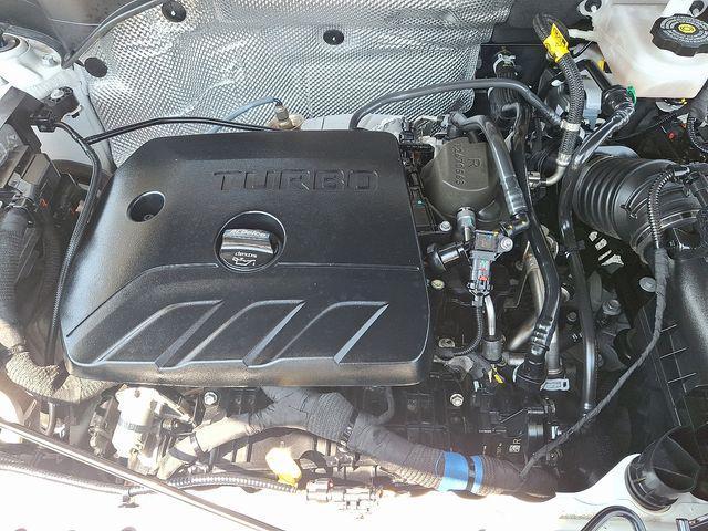 Photo of 2025 Summit White Buick Encore GX