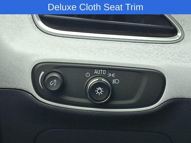 Photo of 2017 Kinetic Blue Metallic Chevrolet Bolt EV