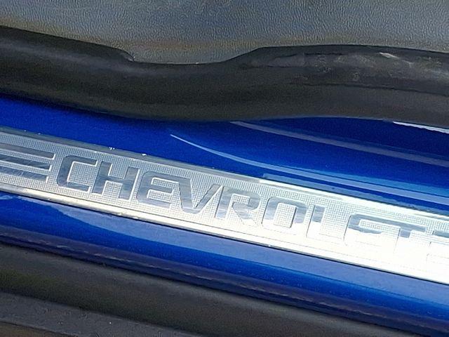 Photo of 2017 Kinetic Blue Metallic Chevrolet Bolt EV