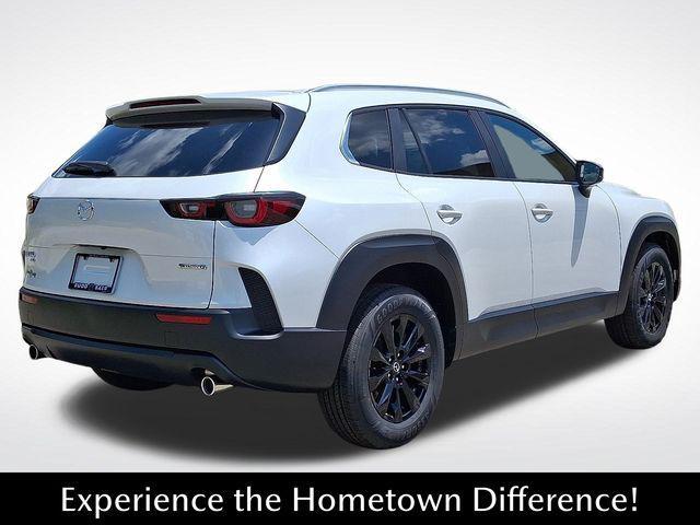 Photo of 2025 wind chill pearl Mazda CX-50