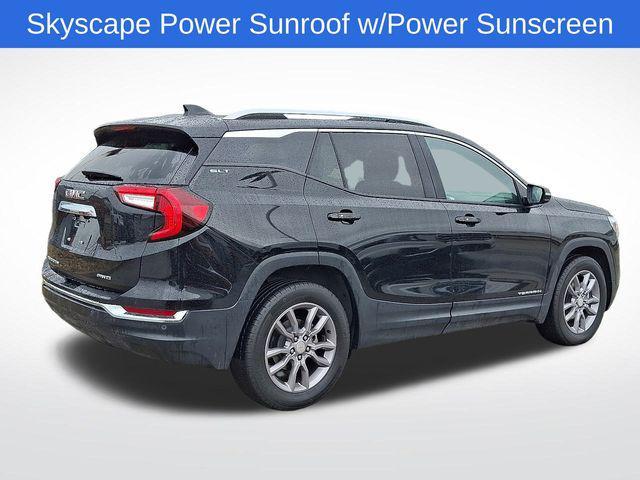 Photo of 2024 Ebony Twilight Metallic GMC Terrain