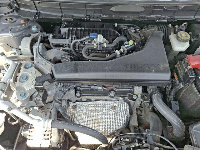Photo of 2018 Gun Metallic Nissan Rogue