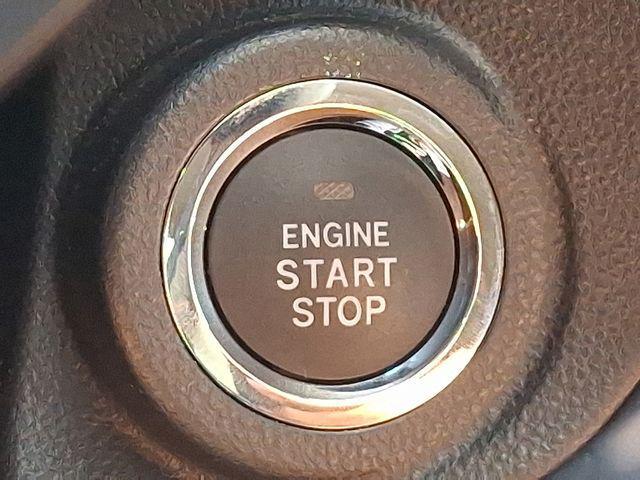 Photo of 2025 Crystal Black Silica Subaru Outback