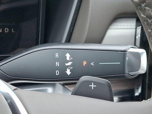 Photo of 2026 Summit White GMC Terrain