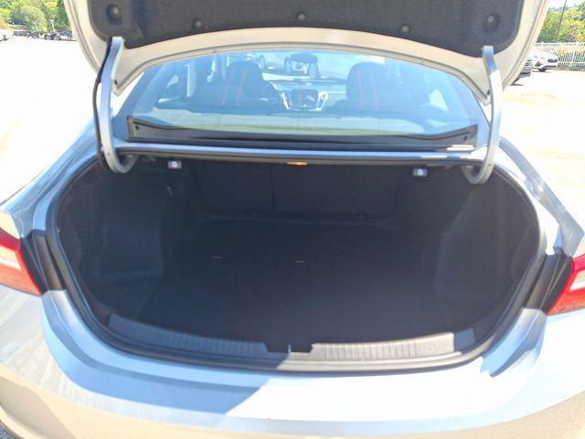 Photo of 2018 Silver Ice Metallic Chevrolet Malibu