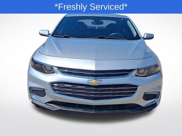 Photo of 2018 Silver Ice Metallic Chevrolet Malibu
