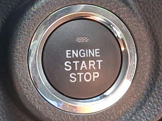 Photo of 2025 Crystal Black Silica Subaru Outback