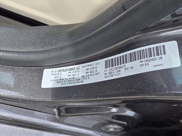 Photo of 2015 Granite Crystal Metallic Clearcoat Chrysler 200