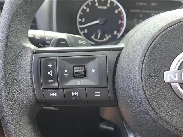 Photo of 2024 Everest White Pearl Nissan Rogue