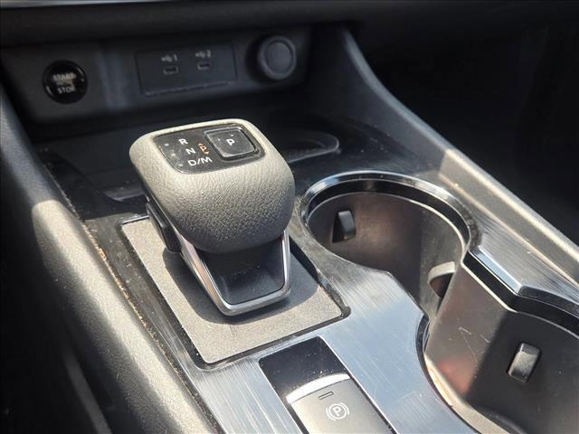 Photo of 2024 Everest White Pearl Nissan Rogue