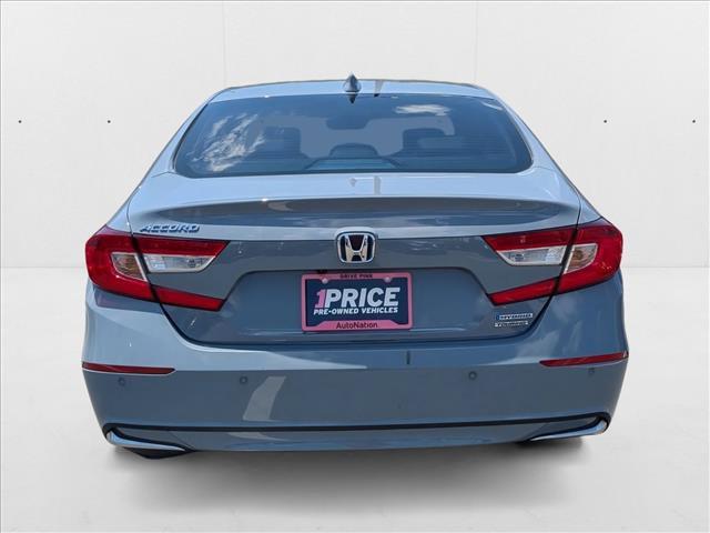 Photo of 2022 Silver/Gray Honda Accord Hybrid