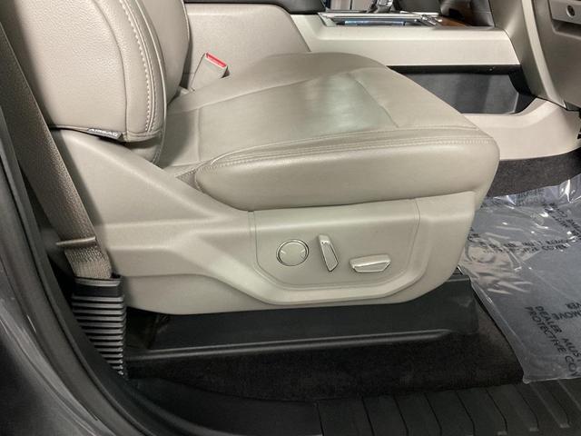 Photo of 2015 Magnetic Metallic Ford F-150