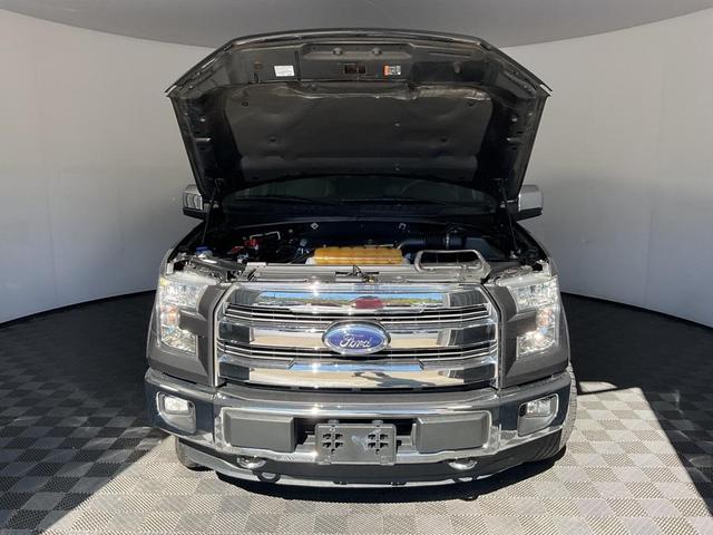 Photo of 2015 Magnetic Metallic Ford F-150