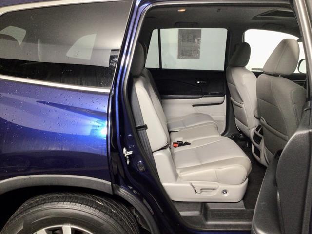Photo of 2019 Steel Sapphire Metallic Honda Pilot