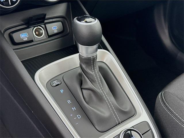 Photo of 2025 Onyx Black Hyundai VENUE