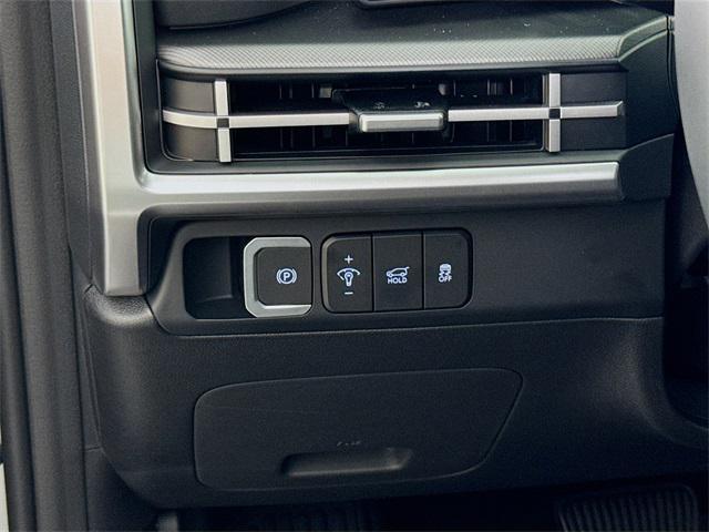 Photo of 2026 Shimmering Silver Hyundai SANTA FE