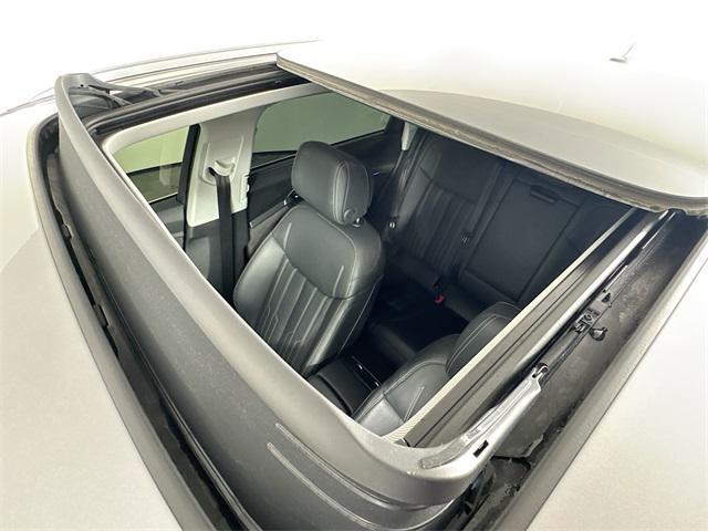 Photo of 2019 Gray Audi e-tron