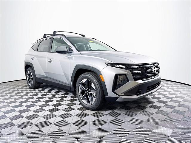 Photo of 2025 Shimmering Silver Hyundai TUCSON