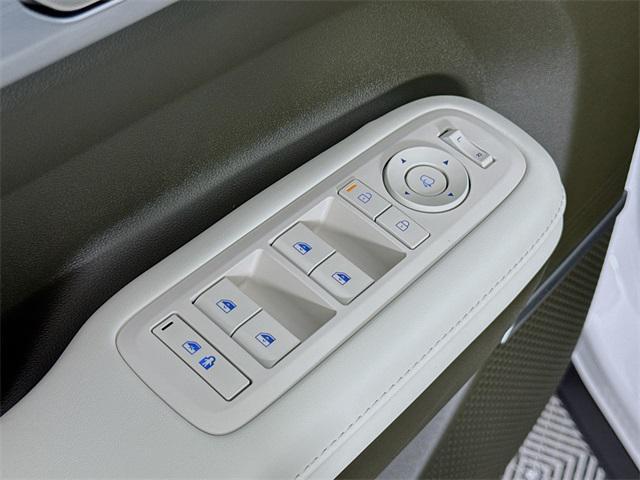 Photo of 2025 Serenity White Hyundai SANTA FE HEV
