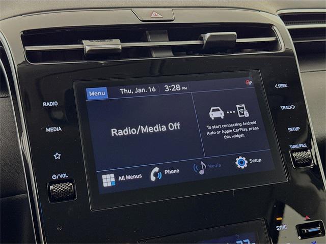 Photo of 2024 Black Pearl Hyundai TUCSON