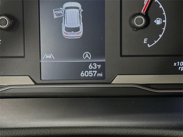 Photo of 2024 Black Pearl Hyundai TUCSON