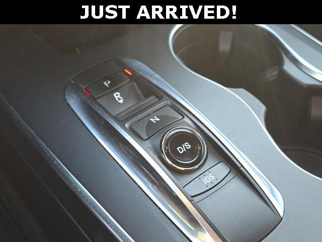 Photo of 2016 Crystal Black Pearl Acura MDX